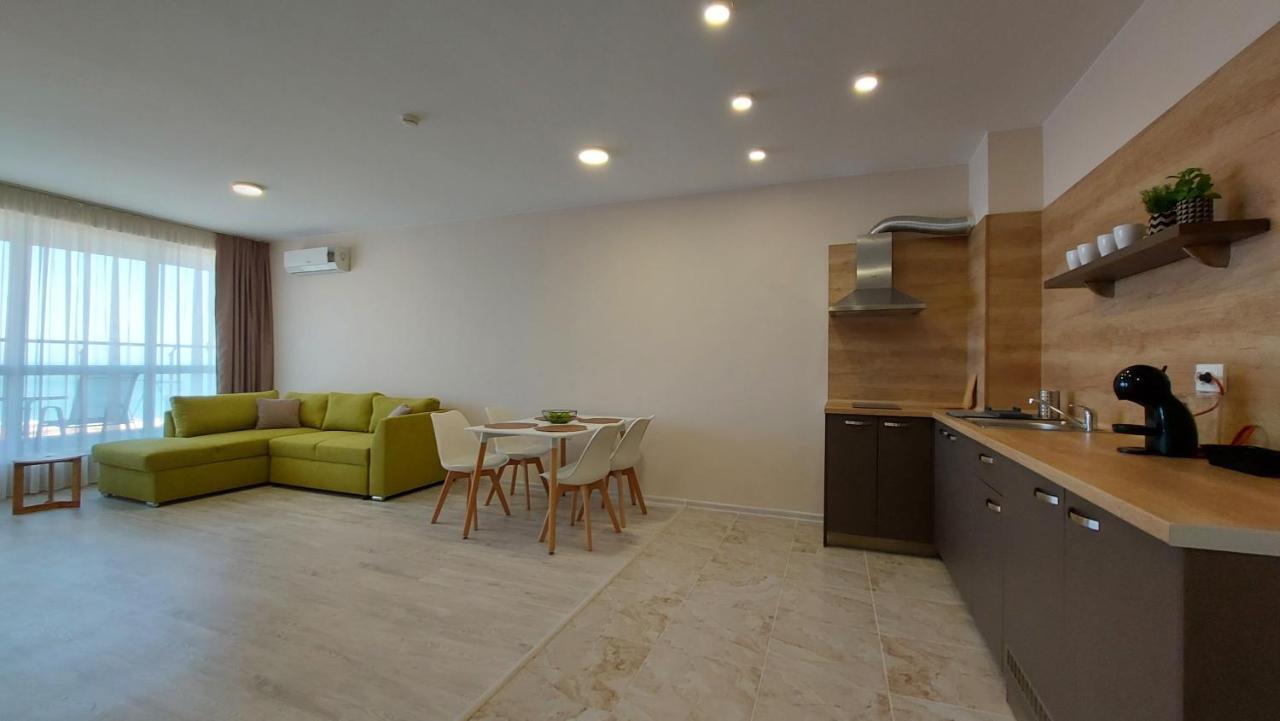 Aparthotel Happy Primorsko Luaran gambar