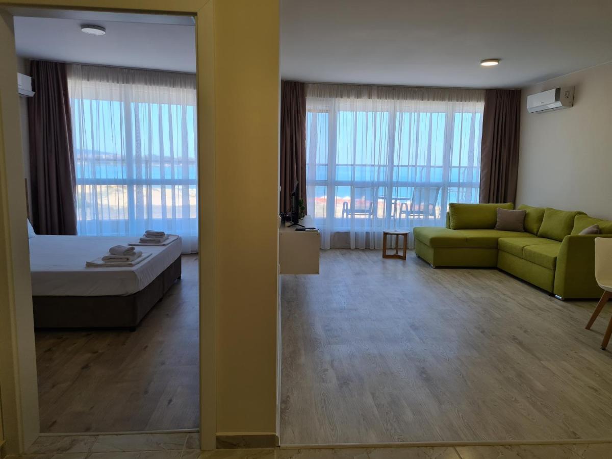 Aparthotel Happy Primorsko Luaran gambar