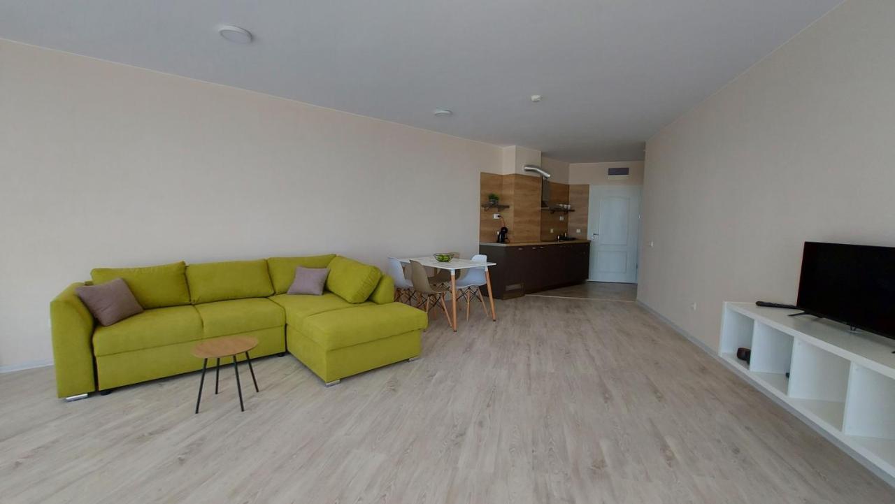 Aparthotel Happy Primorsko Luaran gambar