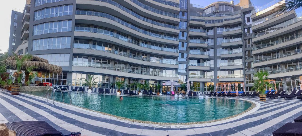Aparthotel Happy Primorsko Luaran gambar