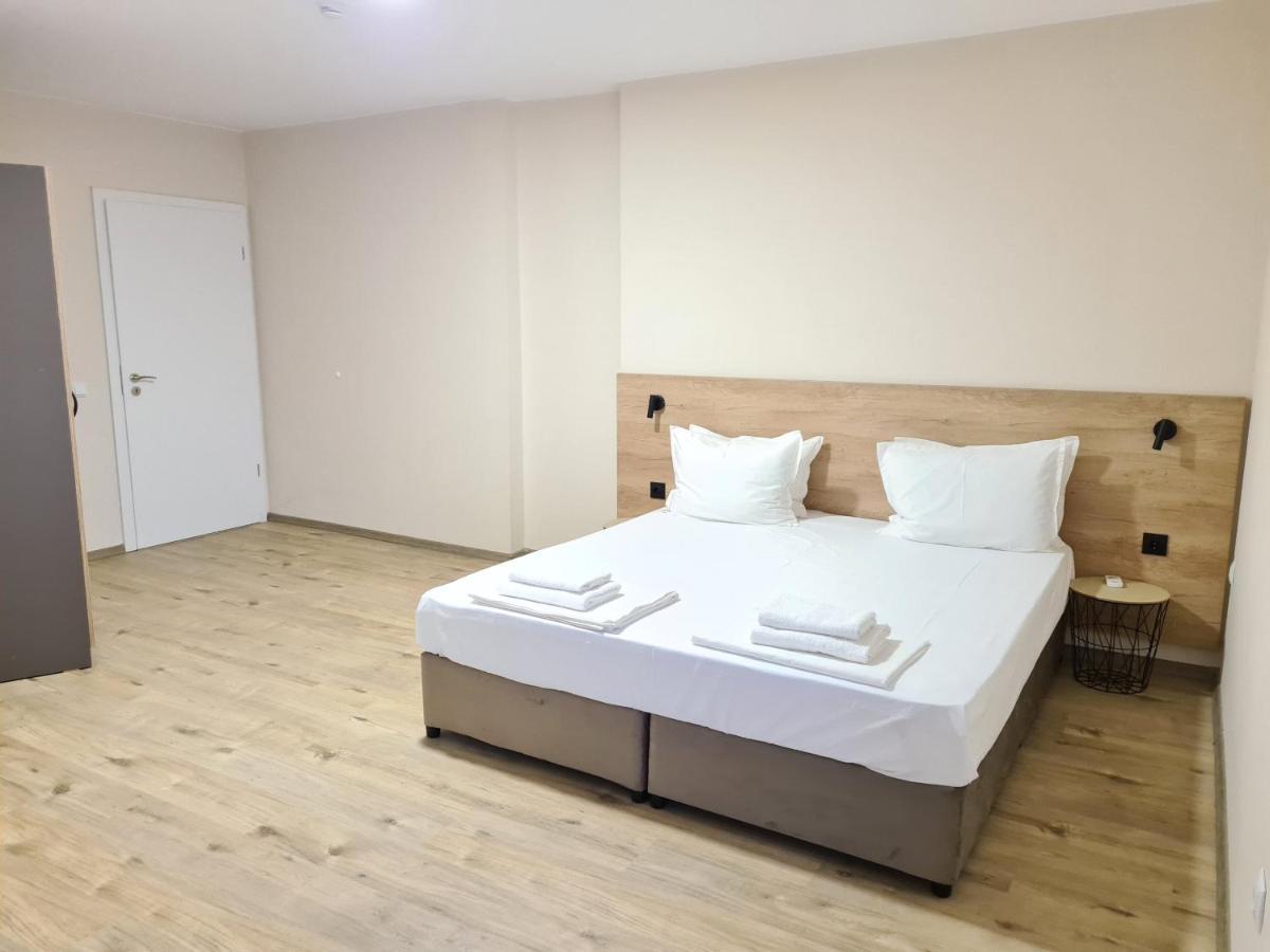 Aparthotel Happy Primorsko Luaran gambar